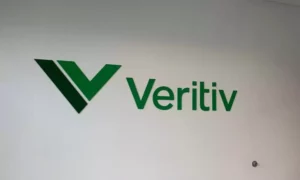 Oracle Signs Texas - Picture of Veritiv company neon sign