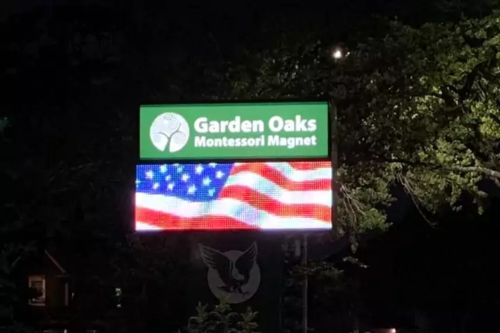 Oracle Signs Texas - Photo of a the Garden Oaks Montessori Magnet pole sign